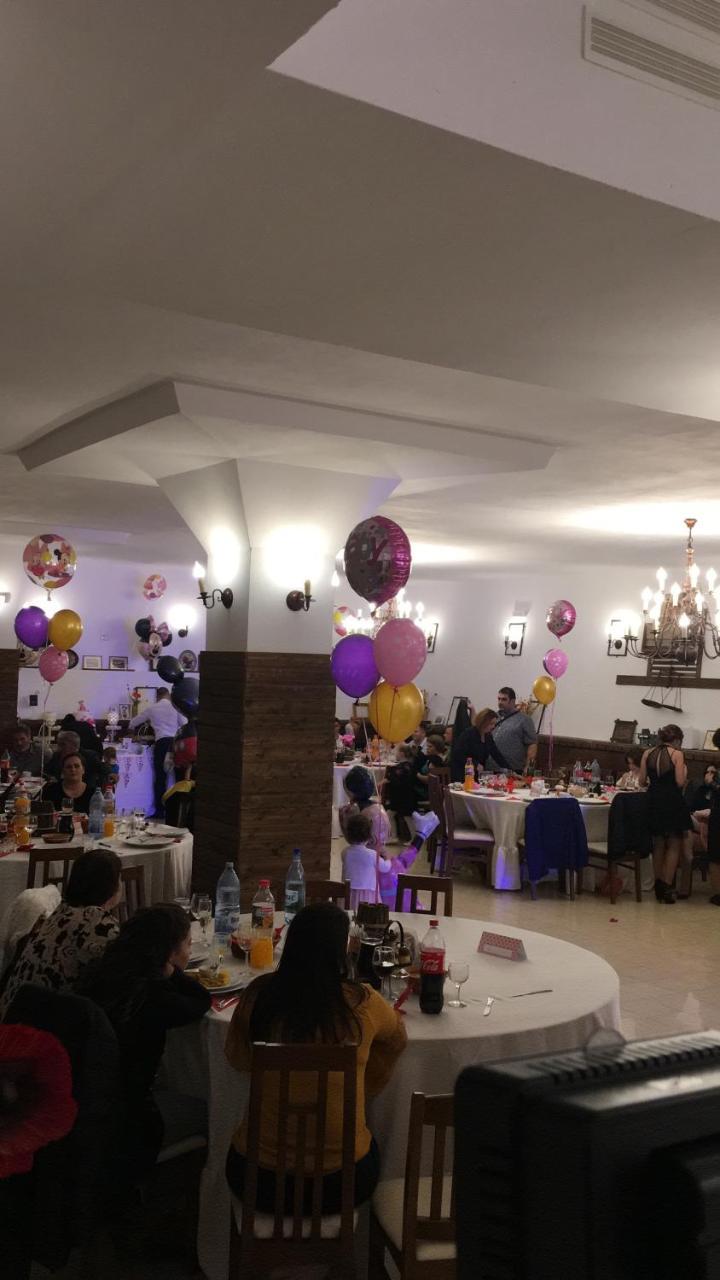 Hotel Casa Vlahilor Râmnicu Vâlcea Extérieur photo